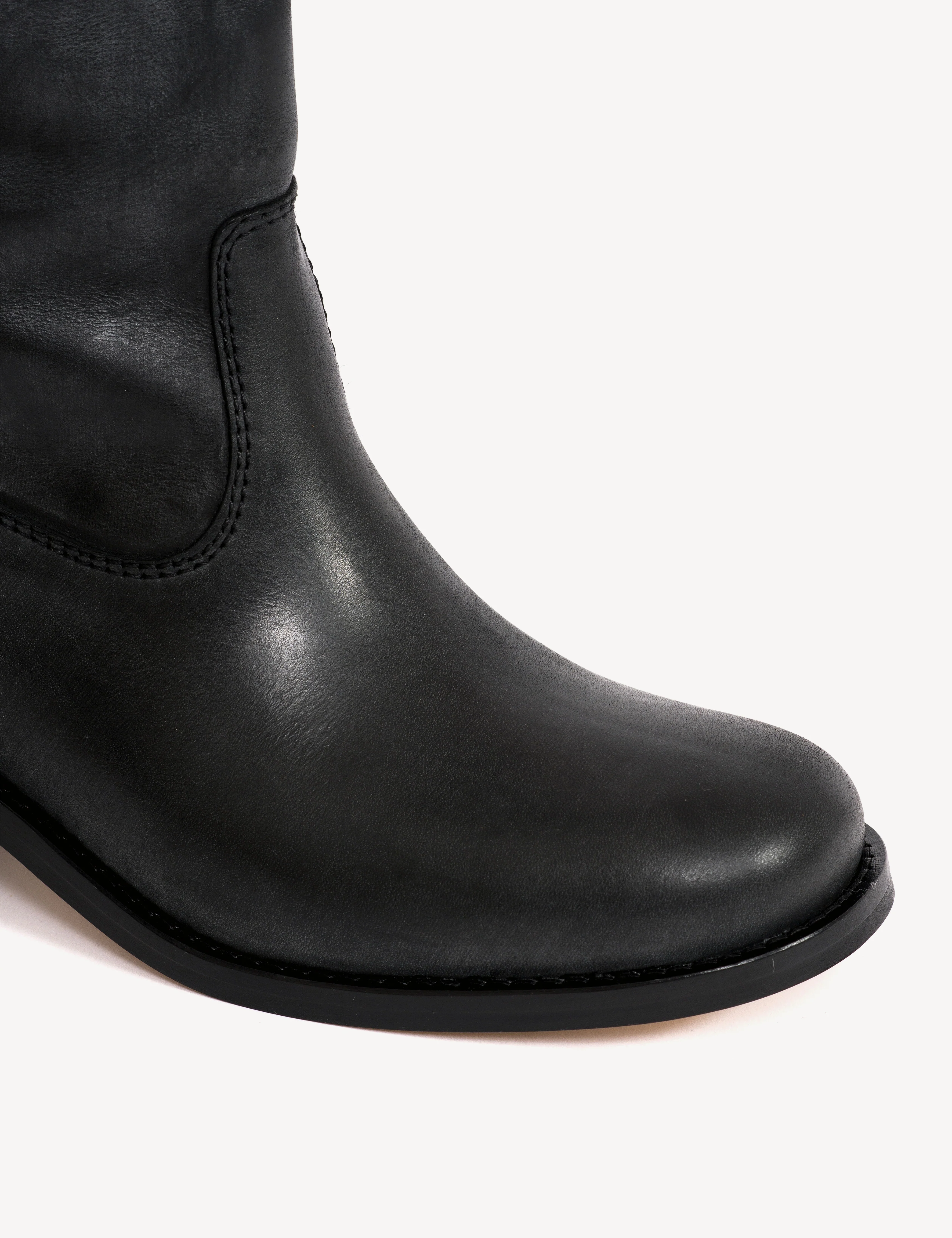 Ann Gaucho Boot In Charcoal Black Escovado Leather - Image 6