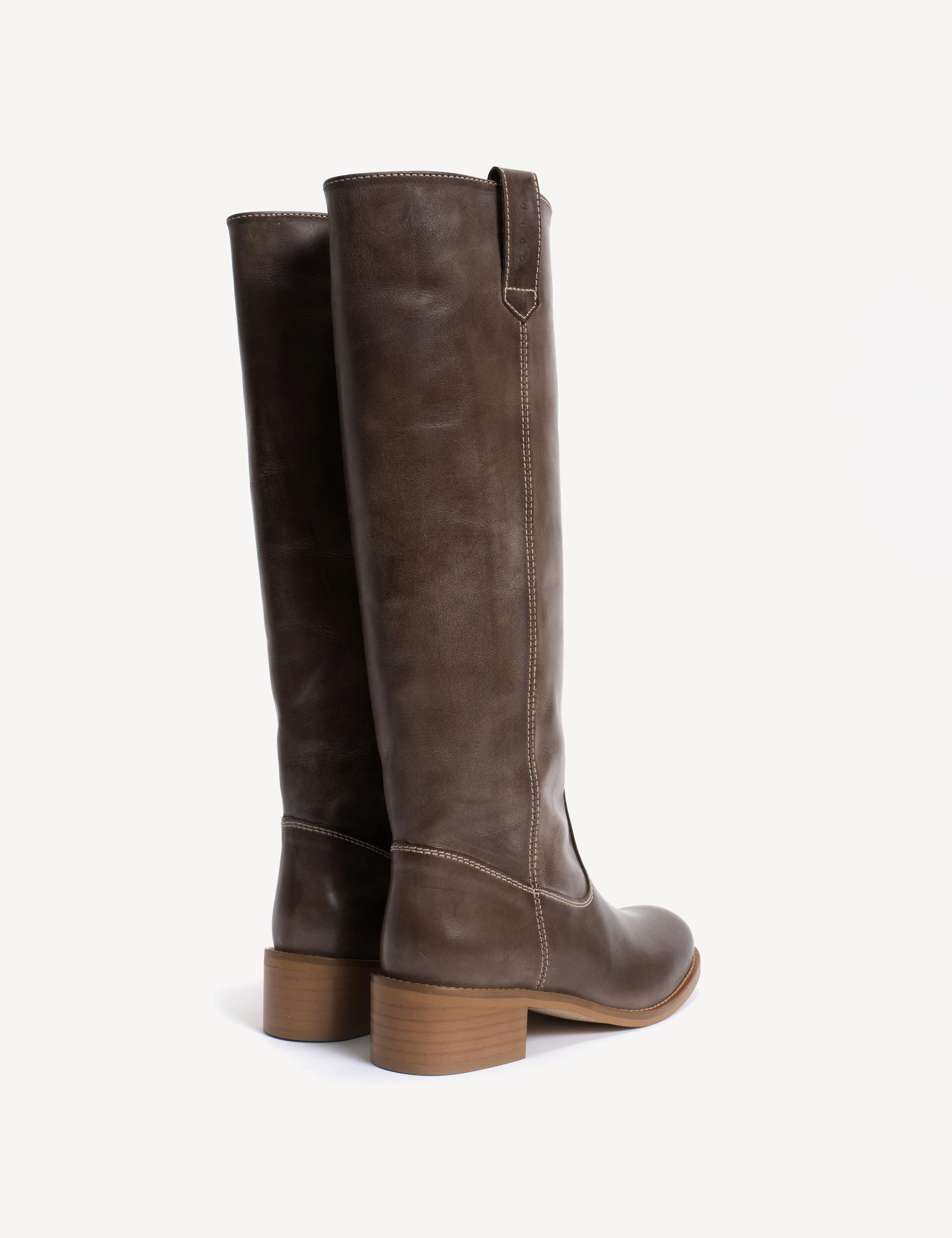Ann Gaucho Boot In Dark Brown Escovado Leather - Image 4