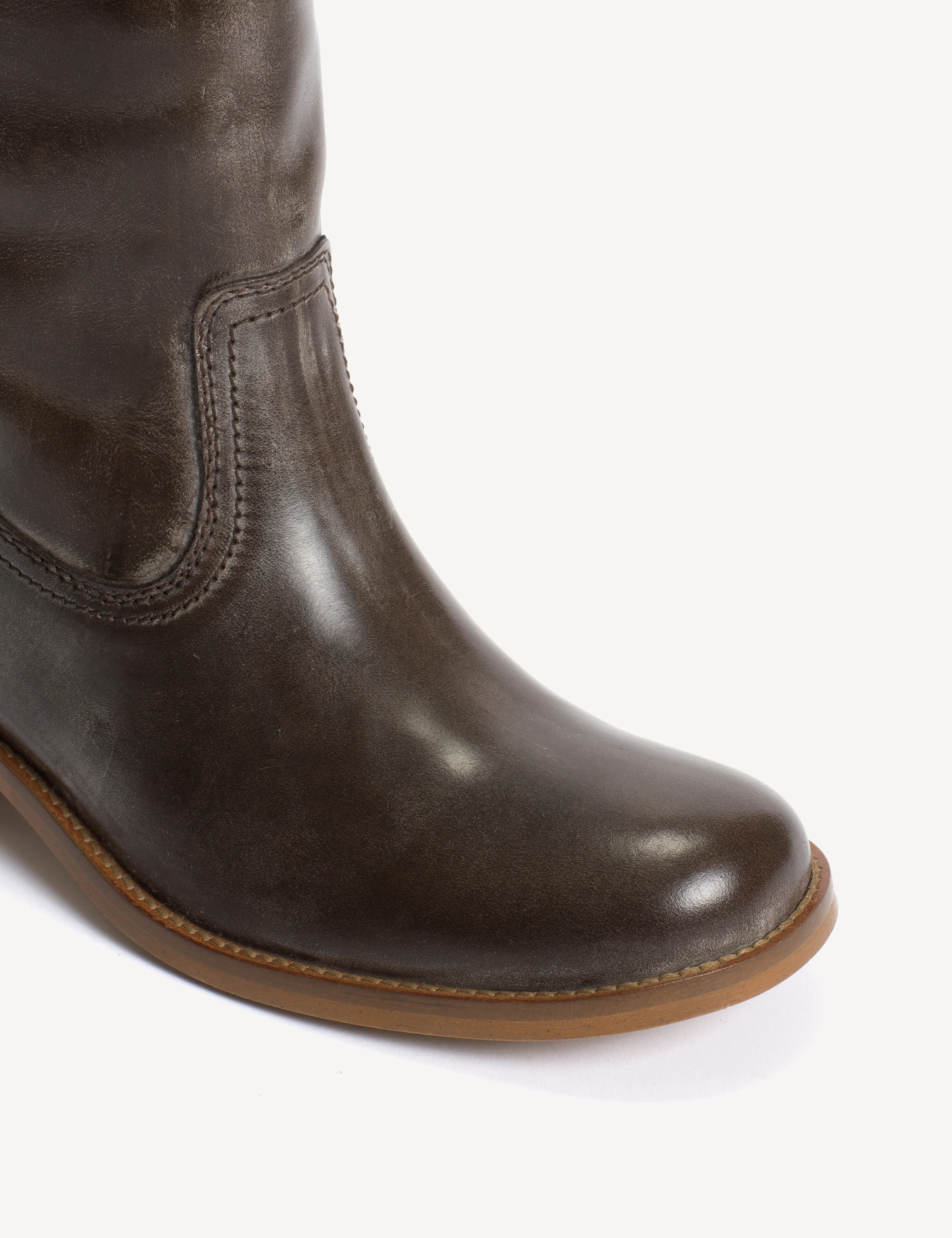 Ann Gaucho Boot With Western Stitchings In Dark brown Escovado Leather - Image 6