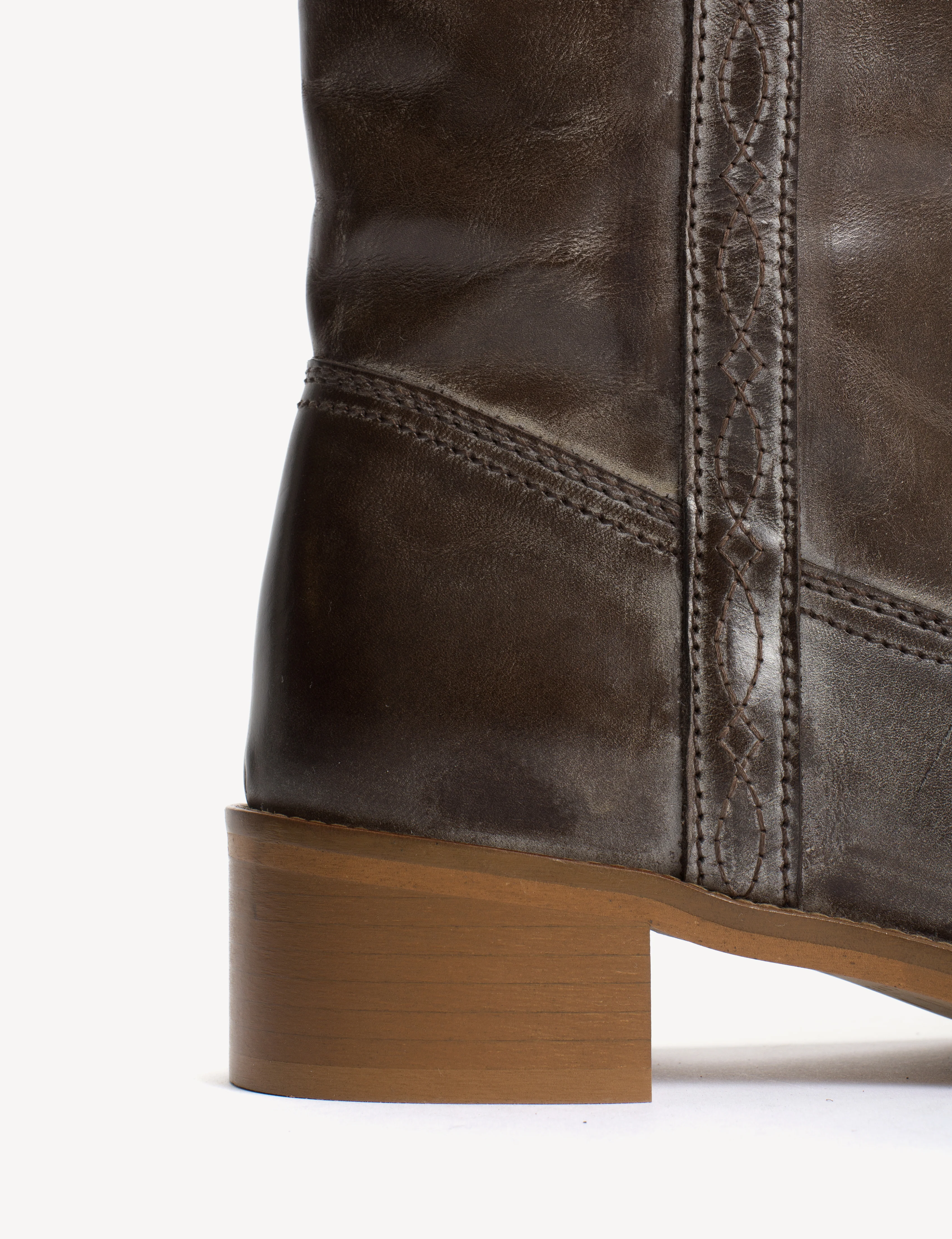 Ann Gaucho Boot With Western Stitchings In Dark brown Escovado Leather - Image 7