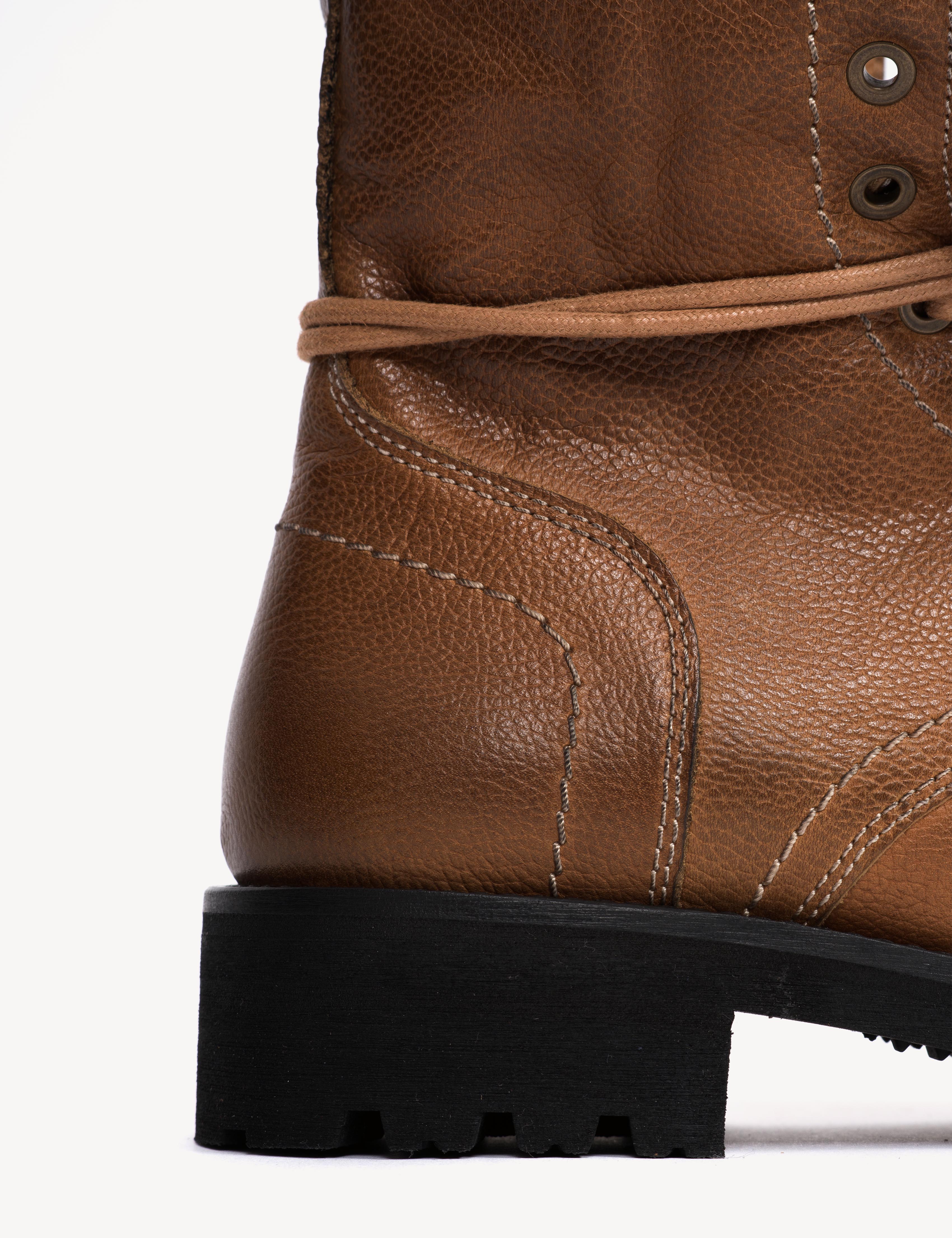Army Boot In Dark Tan Grained Calfskin With Shearling Fur Lining - Image 7