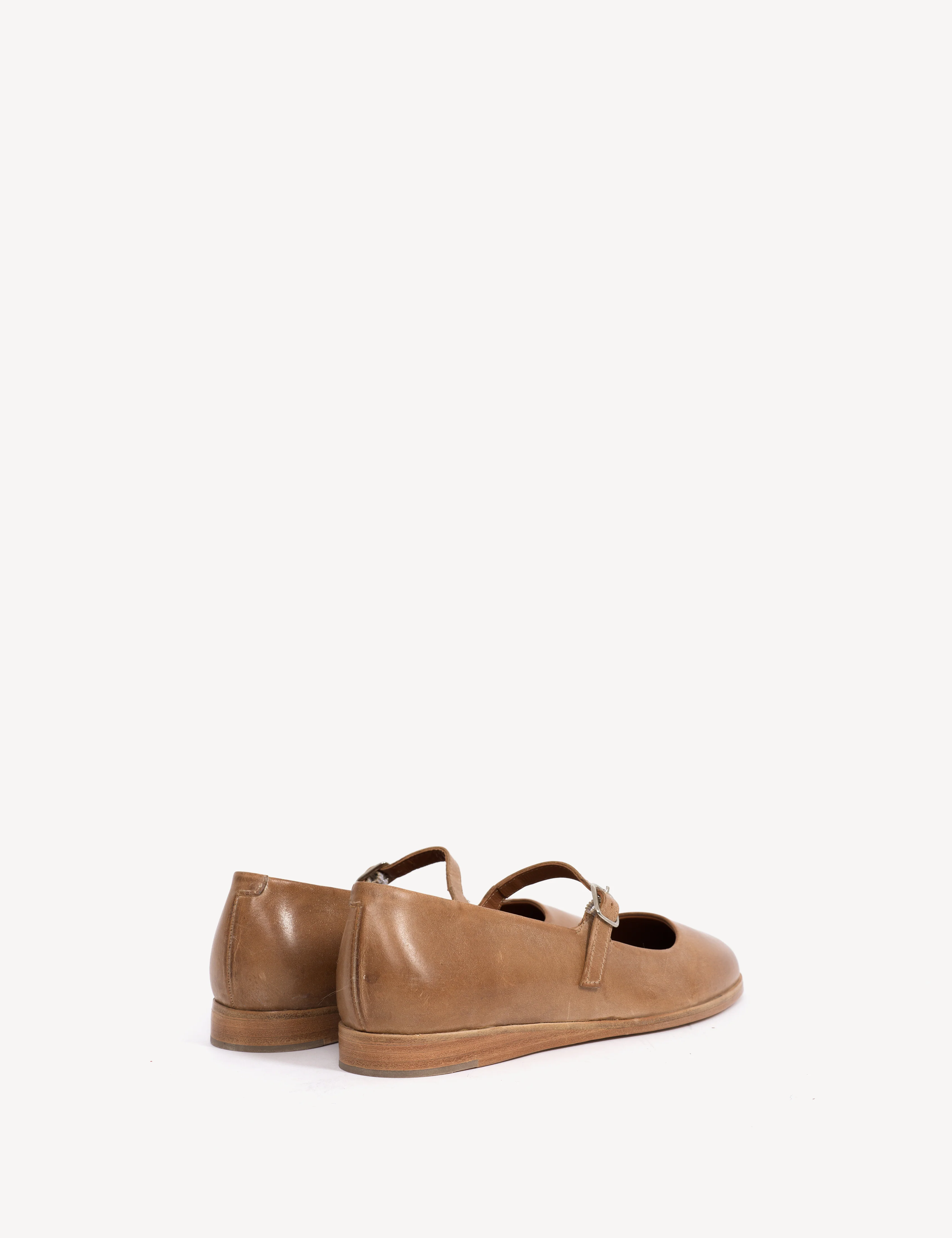 Ines Flats In Dark Tan Escovado Leather - Image 3