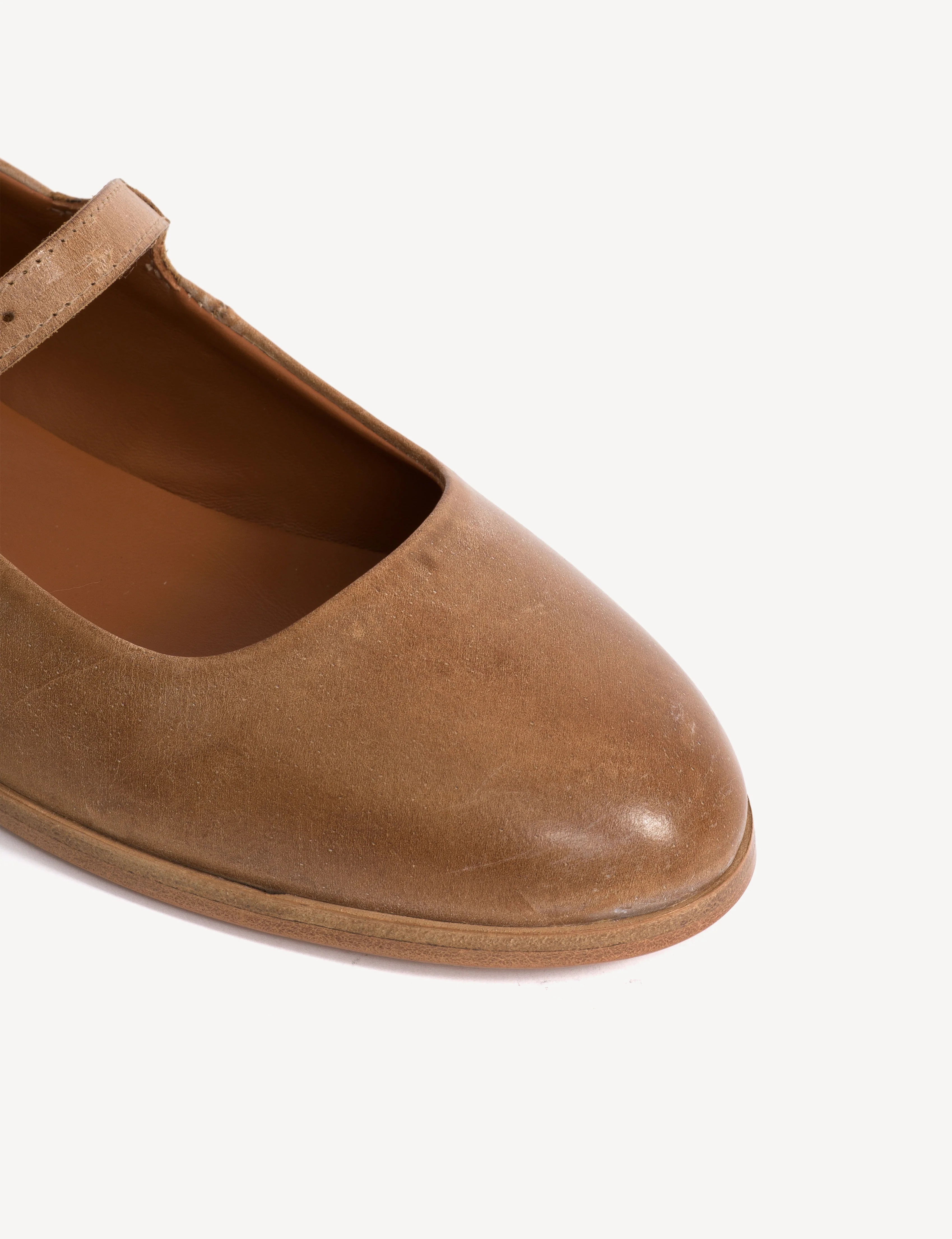 Ines Flats In Dark Tan Escovado Leather - Image 5