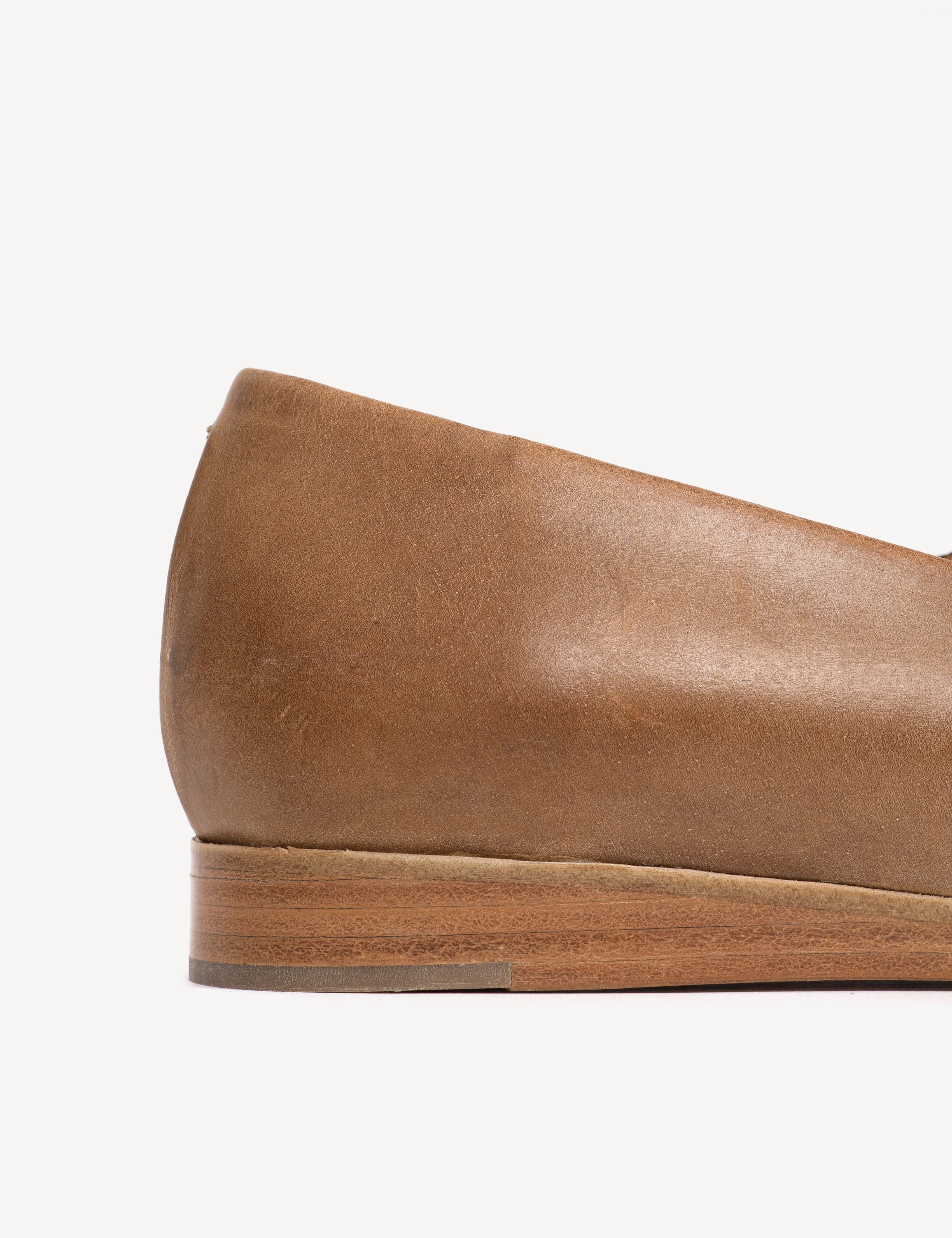 Ines Flats In Dark Tan Escovado Leather - Image 7