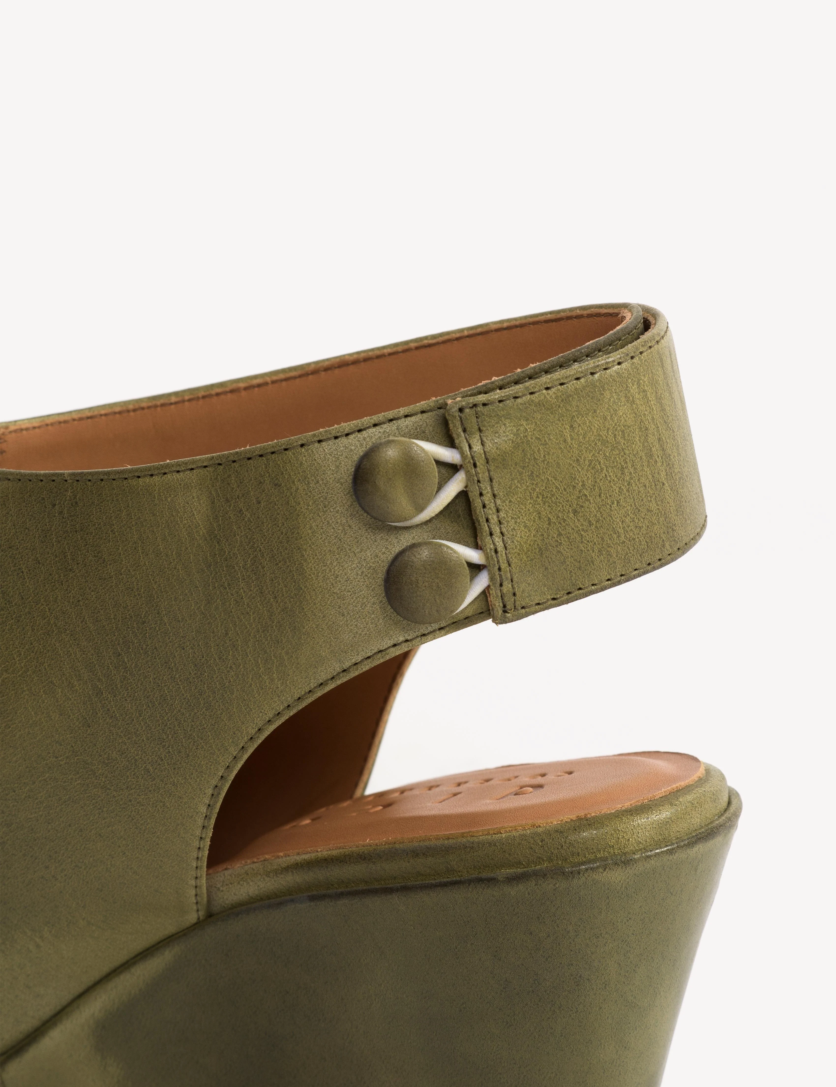 Liv Wedge Sandal In Avocado Green Escovado Leather - Image 8