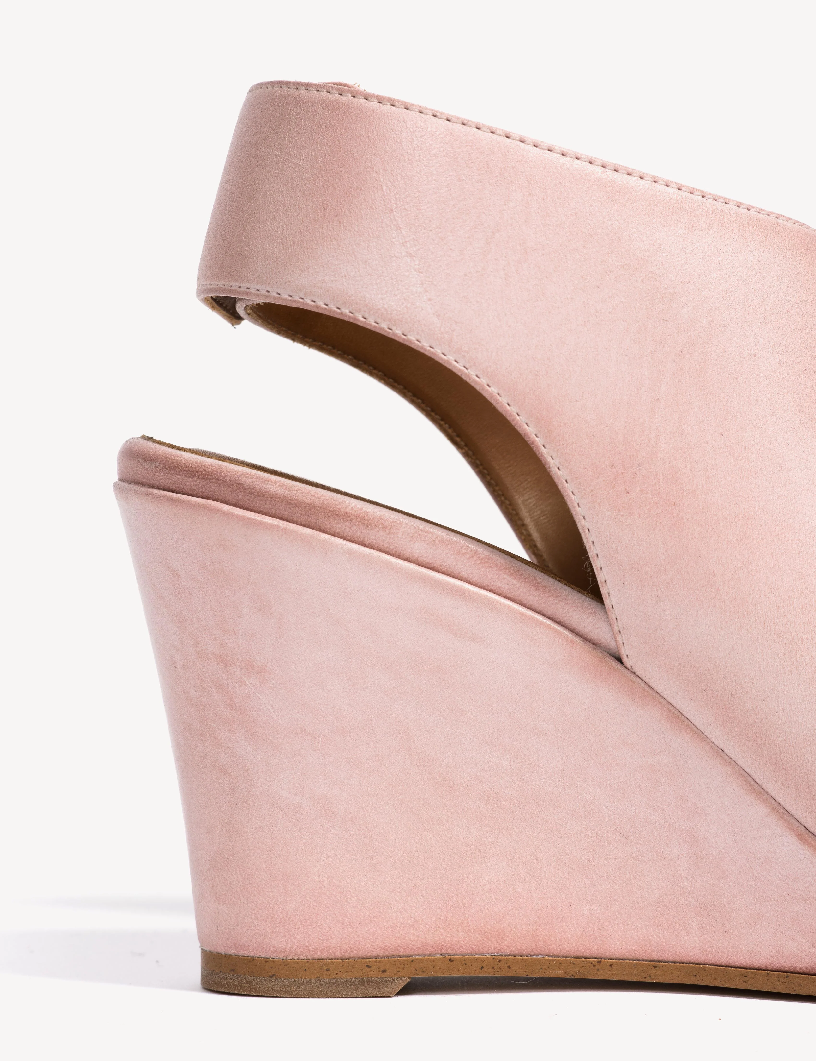 Liv Wedge Sandal In Pink Escovado Leather - Image 8