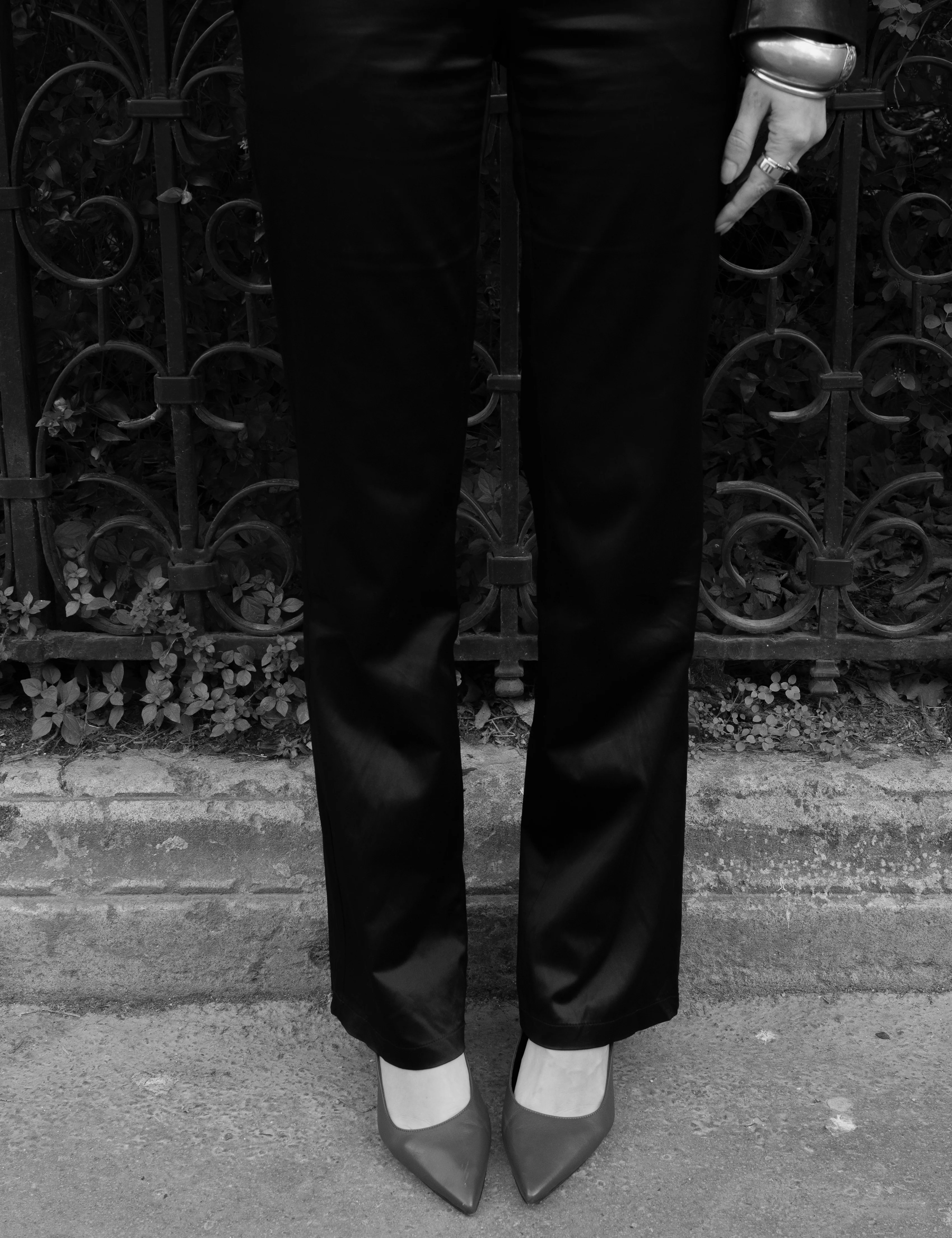 Liz Slingback Pump In Bordeaux Calfskin - Image 3