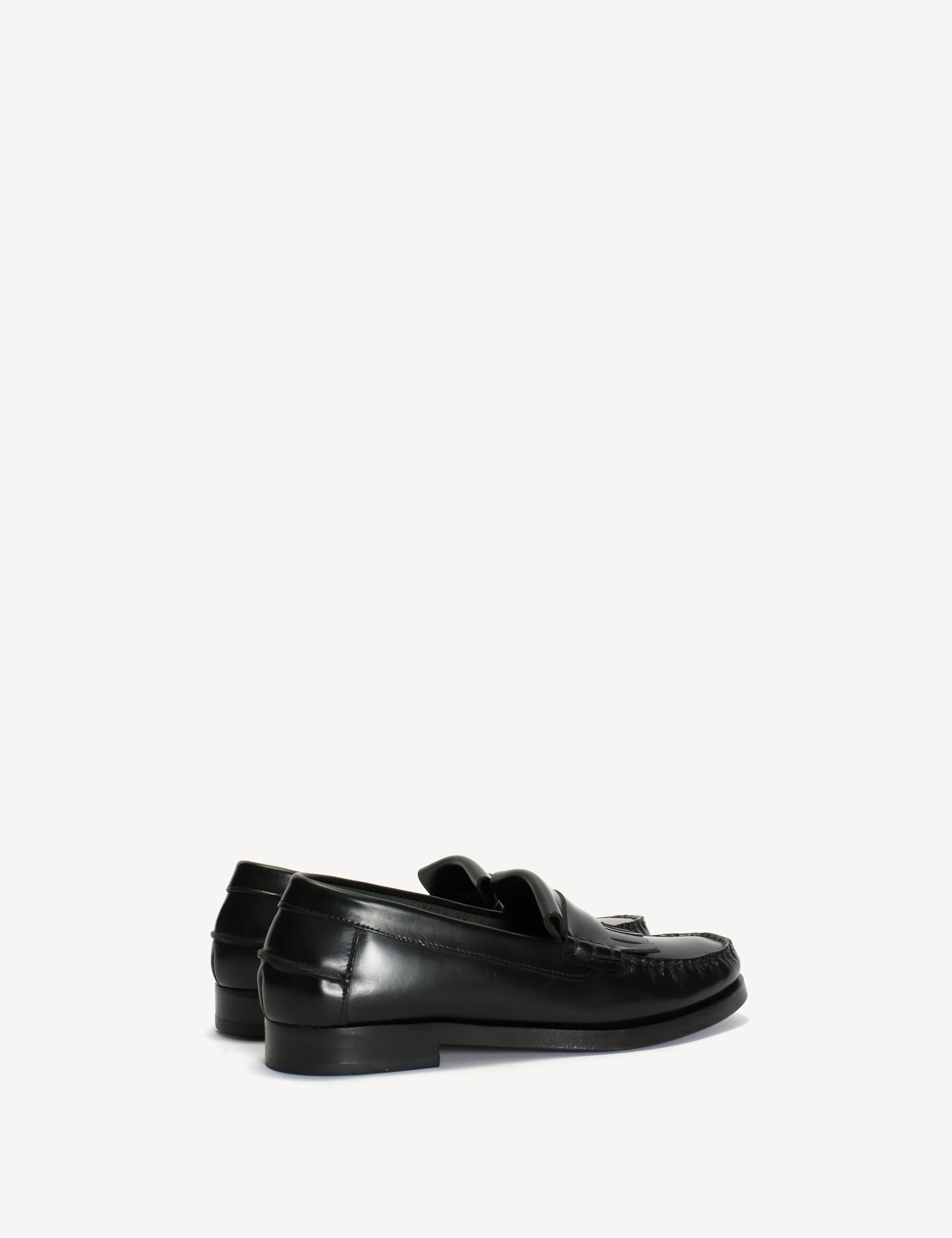 Moccasin Loafer With Fringes In Black Polido Leather - Image 3