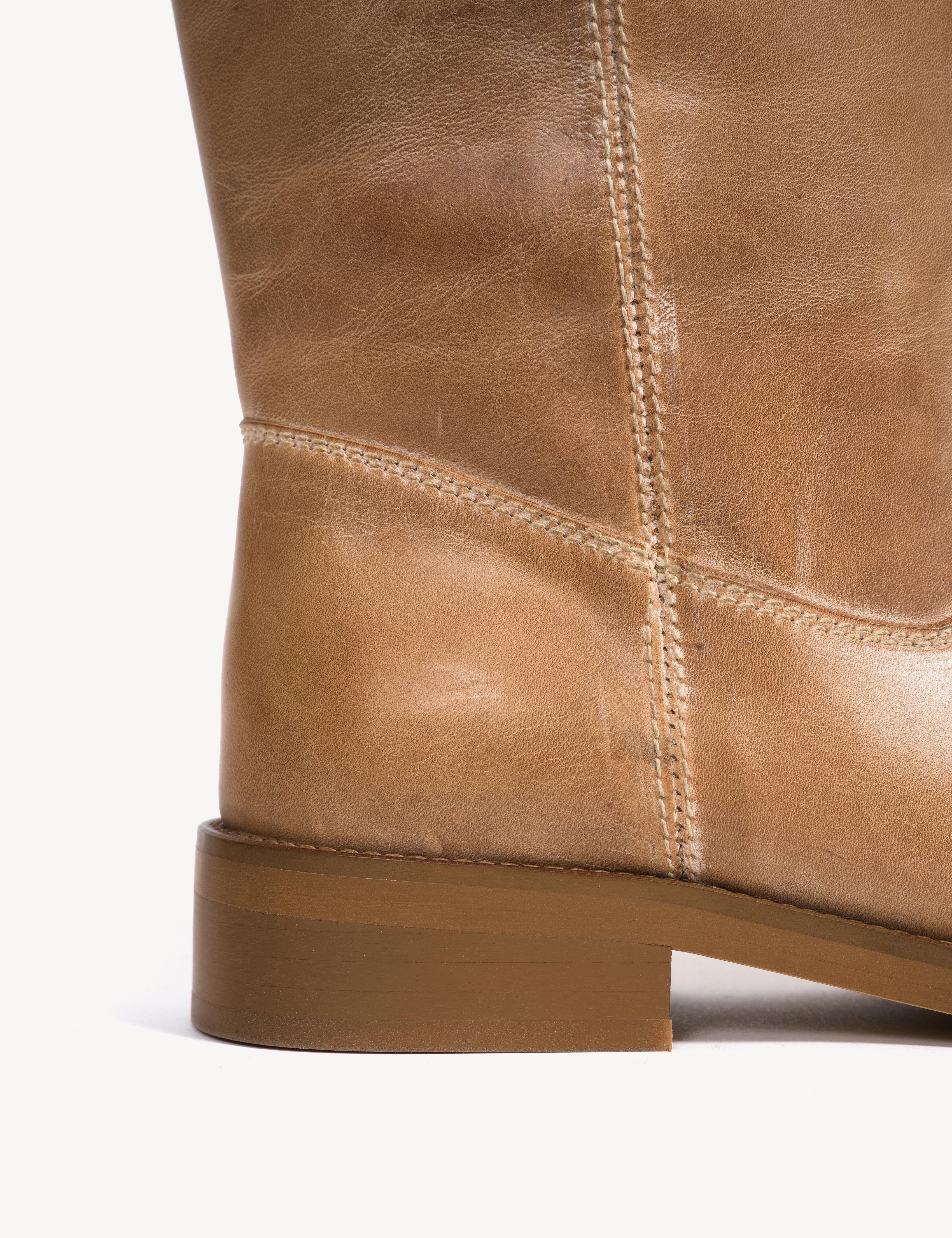 Luca Gaucho Boot In Dark Tan Escovado Leather - Image 6