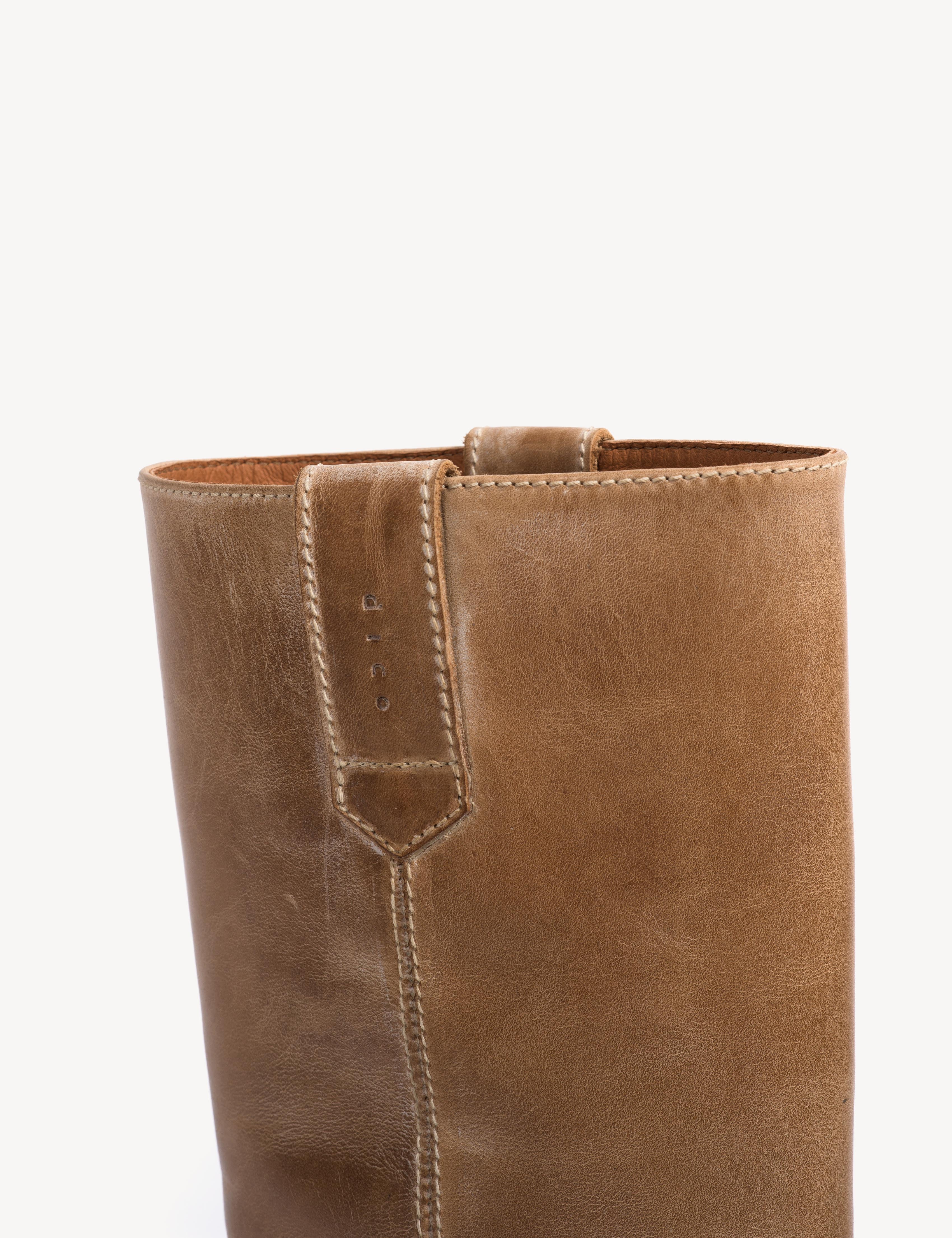 Luca Gaucho Boot In Dark Tan Escovado Leather - Image 7