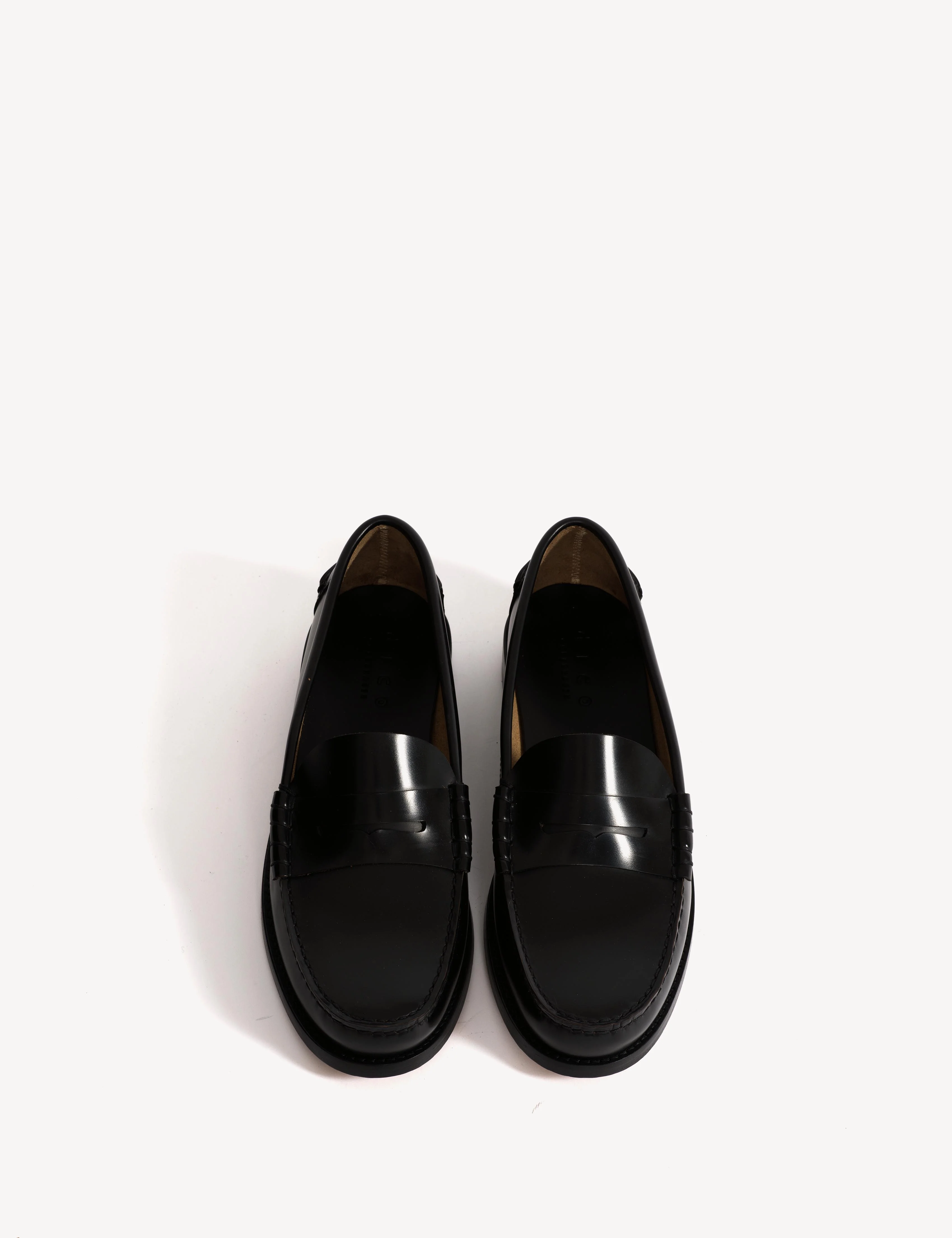Moccasin Men's Penny Loafer In Black Polido Leather - Image 4